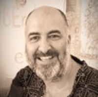 Sweat Your Prayers mit Ajay Rajani